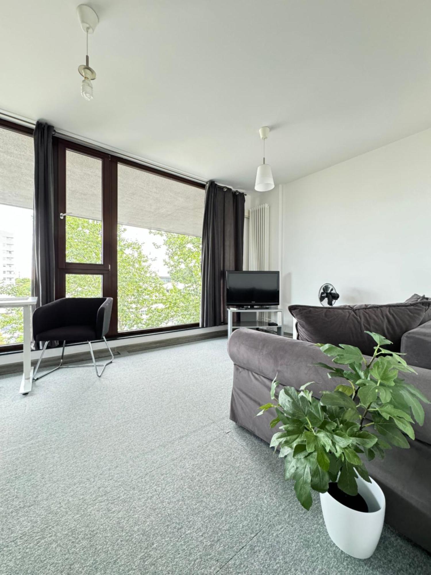 Two Triton Park Apartment *